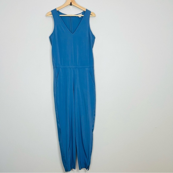 Athleta Brooklyn Blue Sleeveless Jumpsuit with Relaxed Fit size 6 - Picture 2 of 7